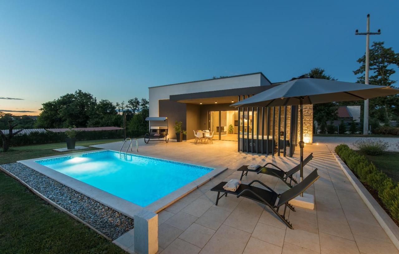 Villa Dual Sveti Petar u Sumi Ngoại thất bức ảnh